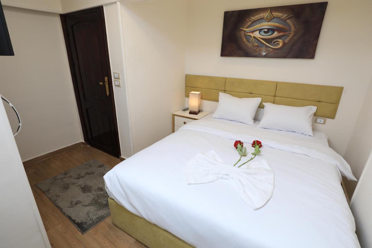 Pyramids Heart Hotel Kafrat al Jabal Екстер'єр фото