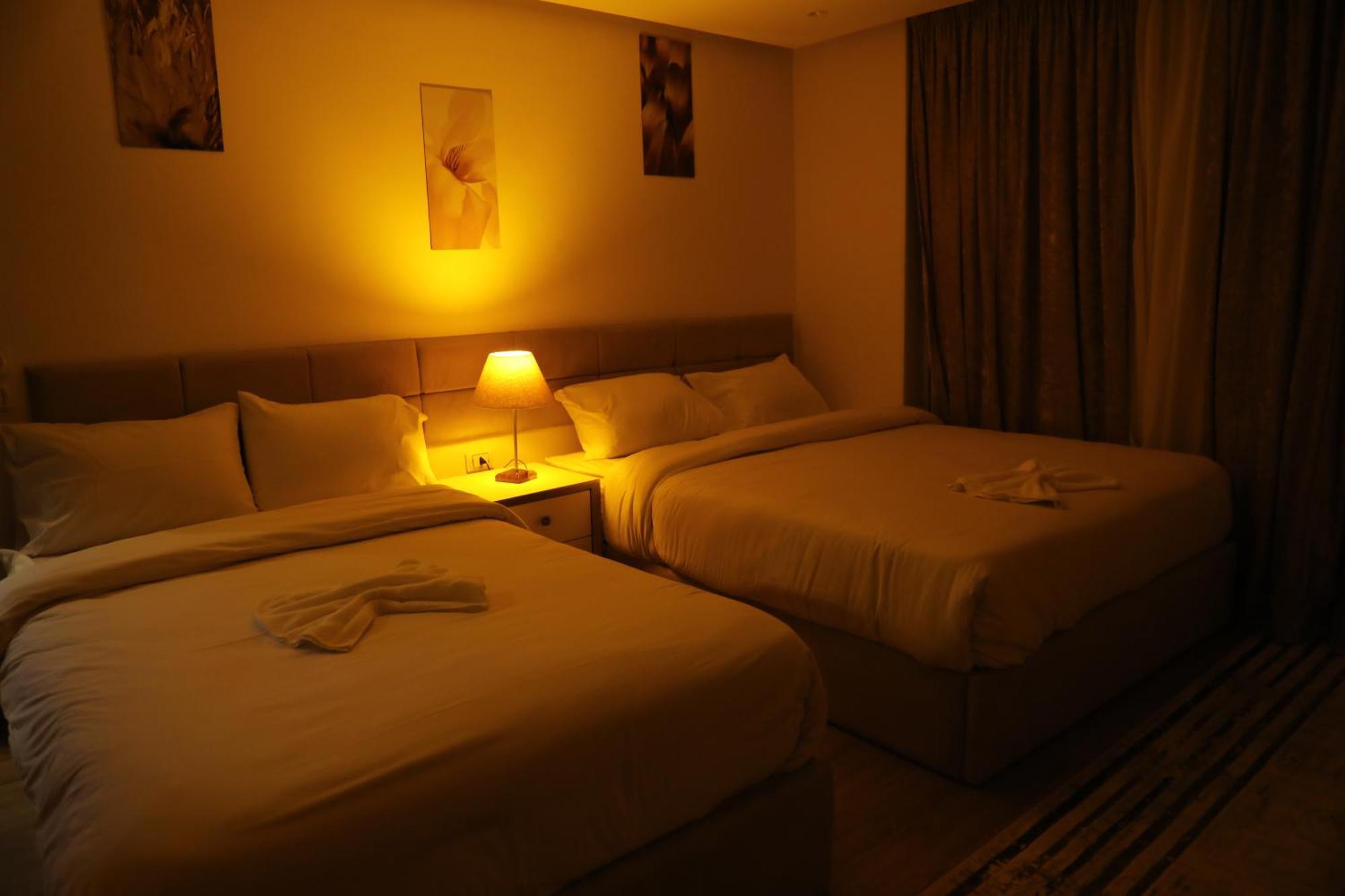 Pyramids Heart Hotel Kafrat al Jabal Екстер'єр фото