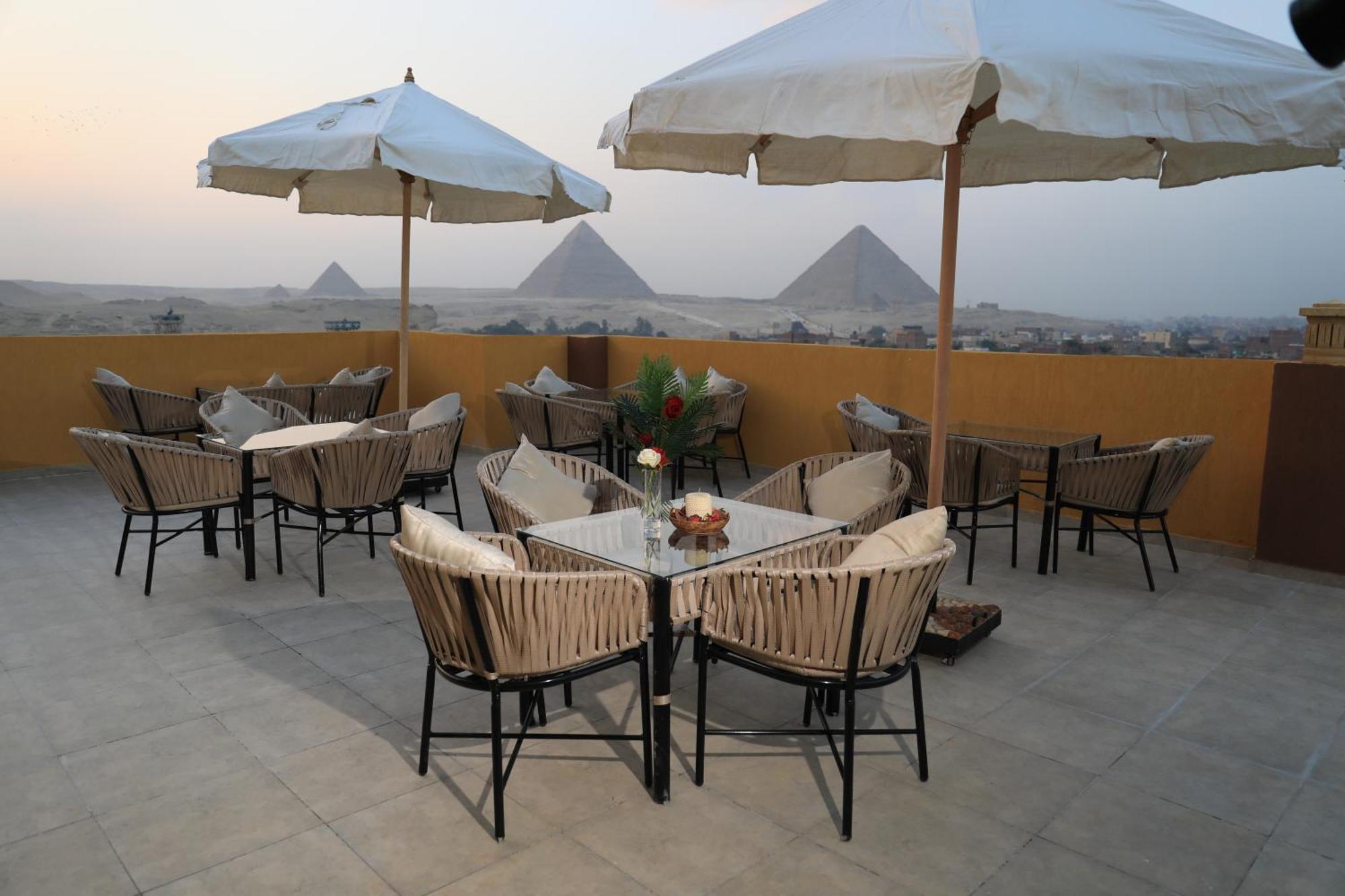 Pyramids Heart Hotel Kafrat al Jabal Екстер'єр фото