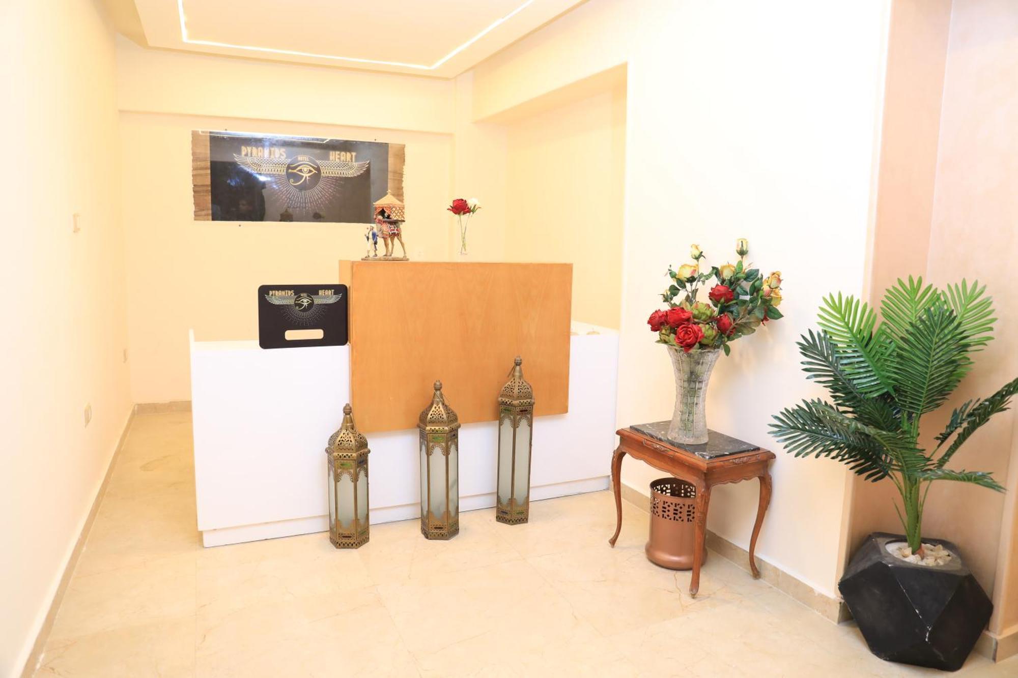 Pyramids Heart Hotel Kafrat al Jabal Екстер'єр фото