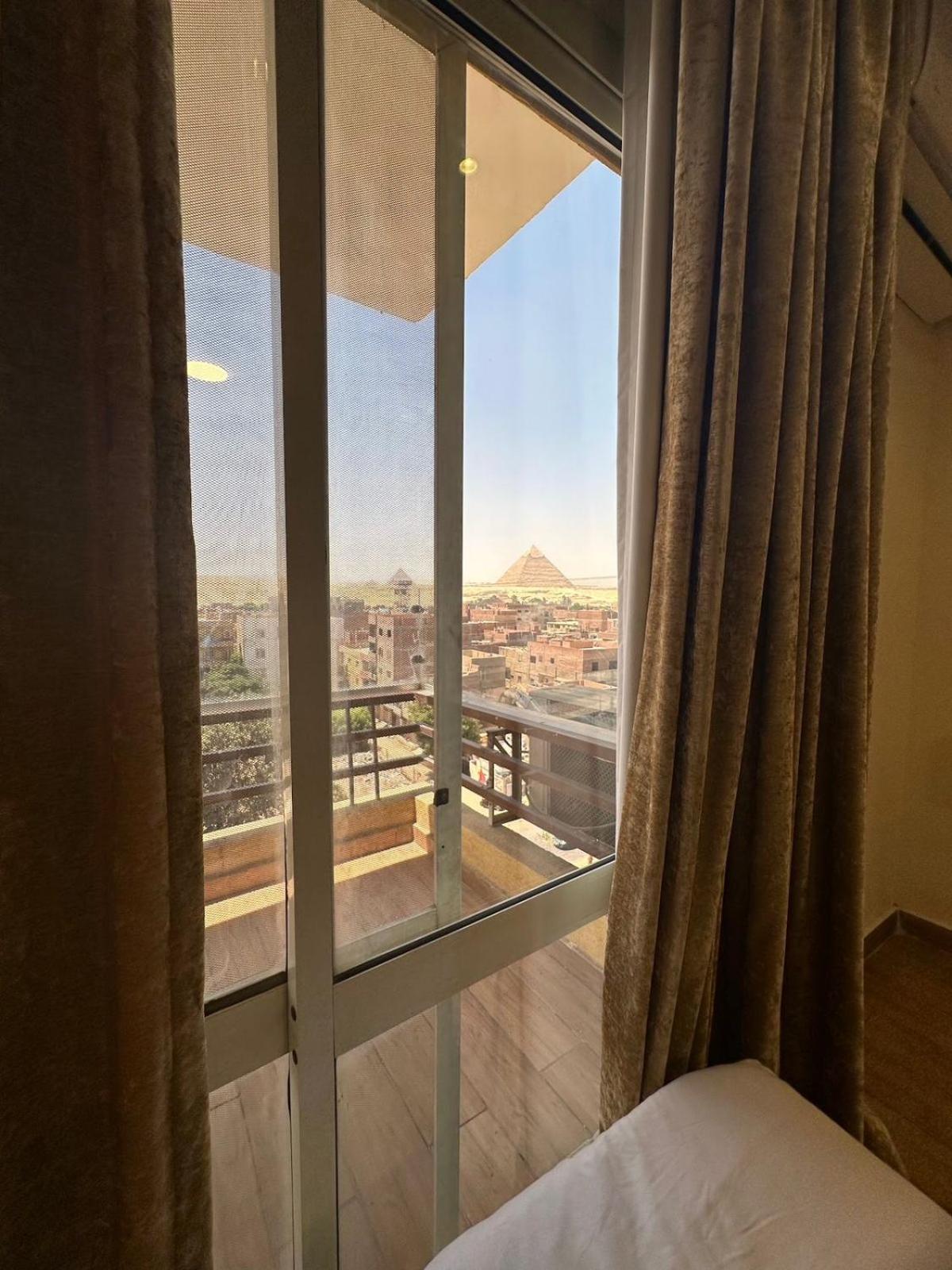 Pyramids Heart Hotel Kafrat al Jabal Екстер'єр фото