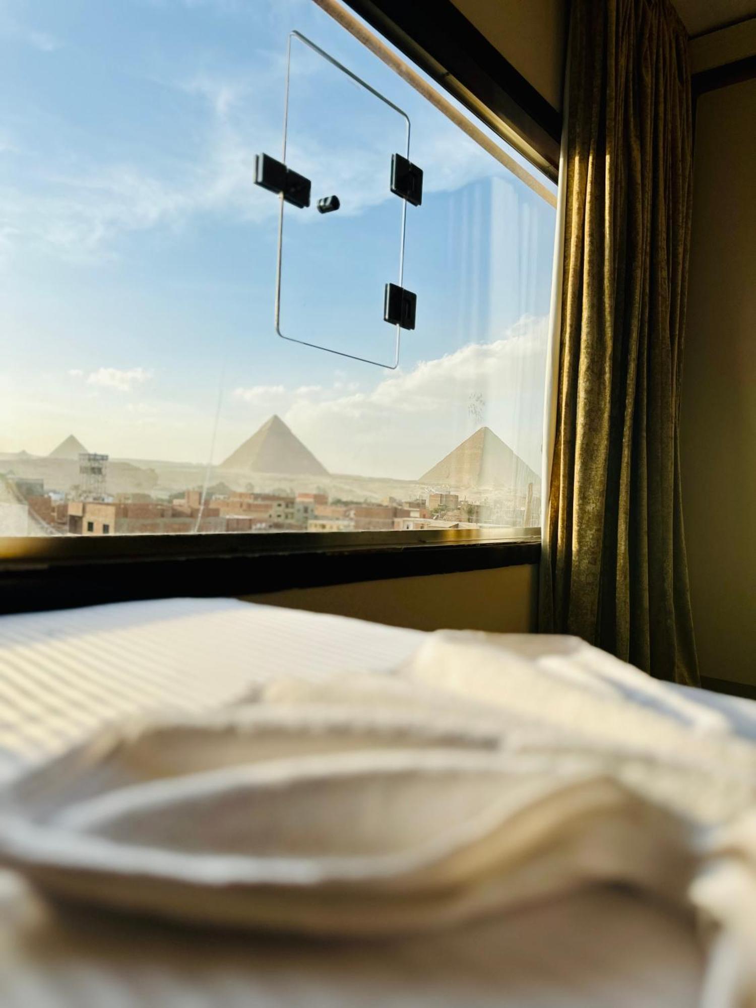 Pyramids Heart Hotel Kafrat al Jabal Екстер'єр фото